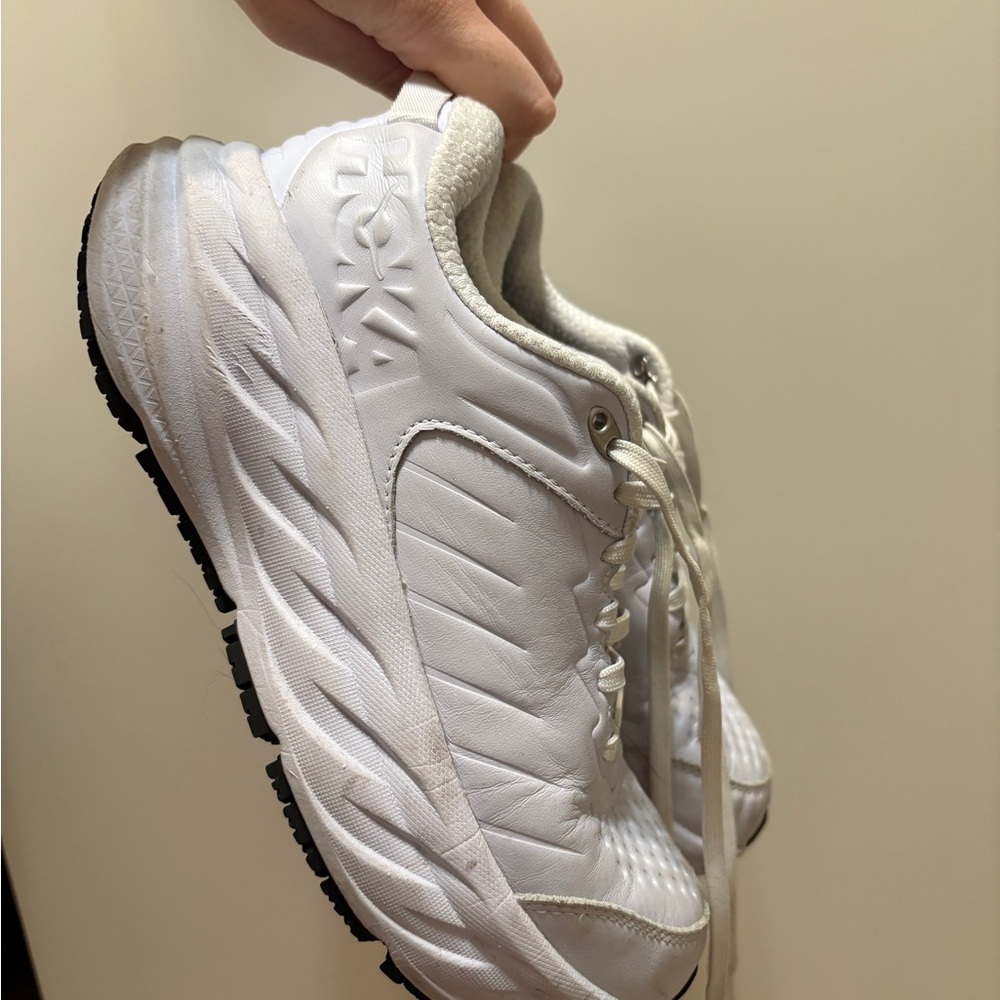 Hoka Bondi SR’s in White